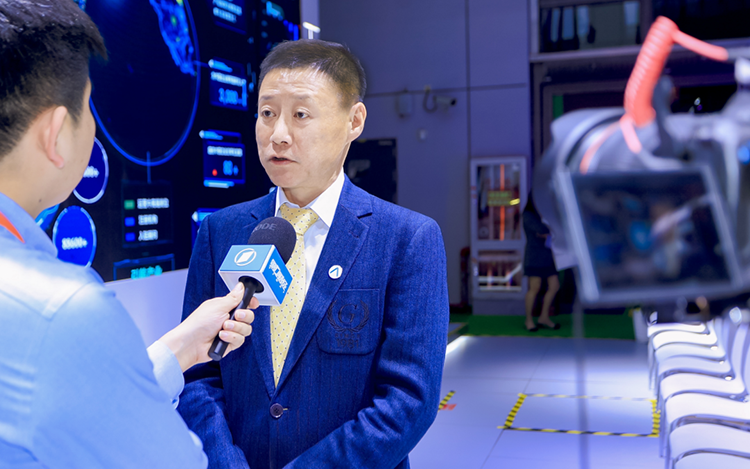 人力资源公司南宫28国际高级副总裁段立新接受媒体采访